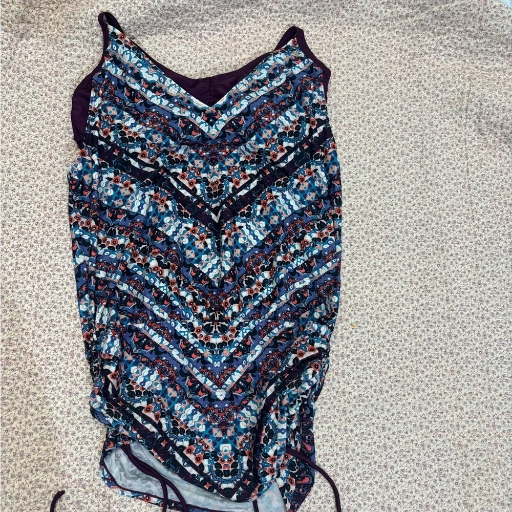 Athleta Multicolor Patterned Pajama Set